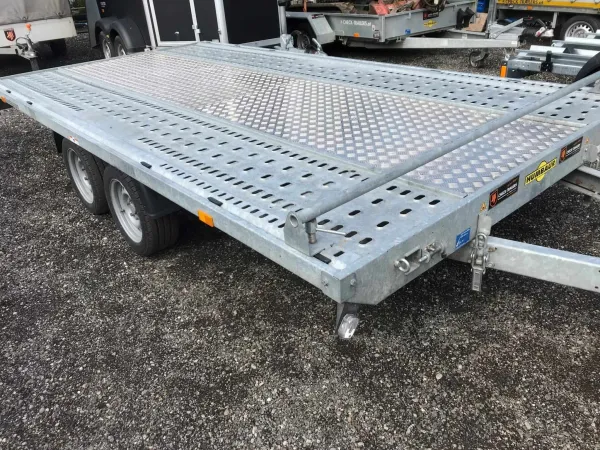 Auto- und KFZ-Transporter,