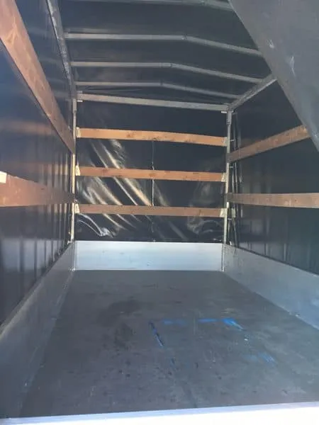 Tandem-Anhänger Planenaufbau