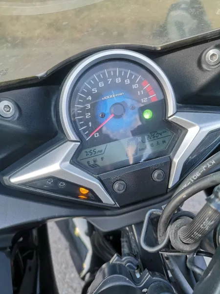 Mottorad-Honda CBR 250R