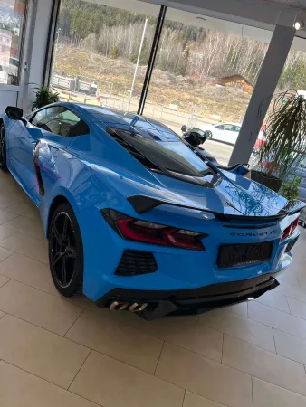 Corvette C8