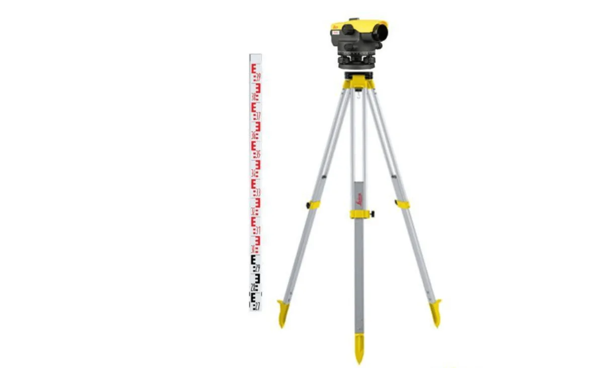 Nivelliergerät - Leica NA324