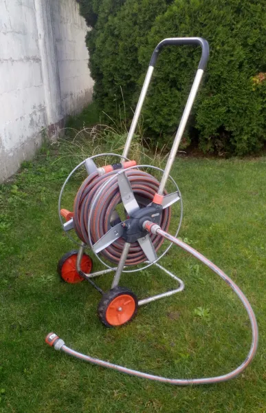 Gardena Schlauchwagen Metall mit 25m Schlauch