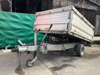 Vermiete Kipper-Anhänger.