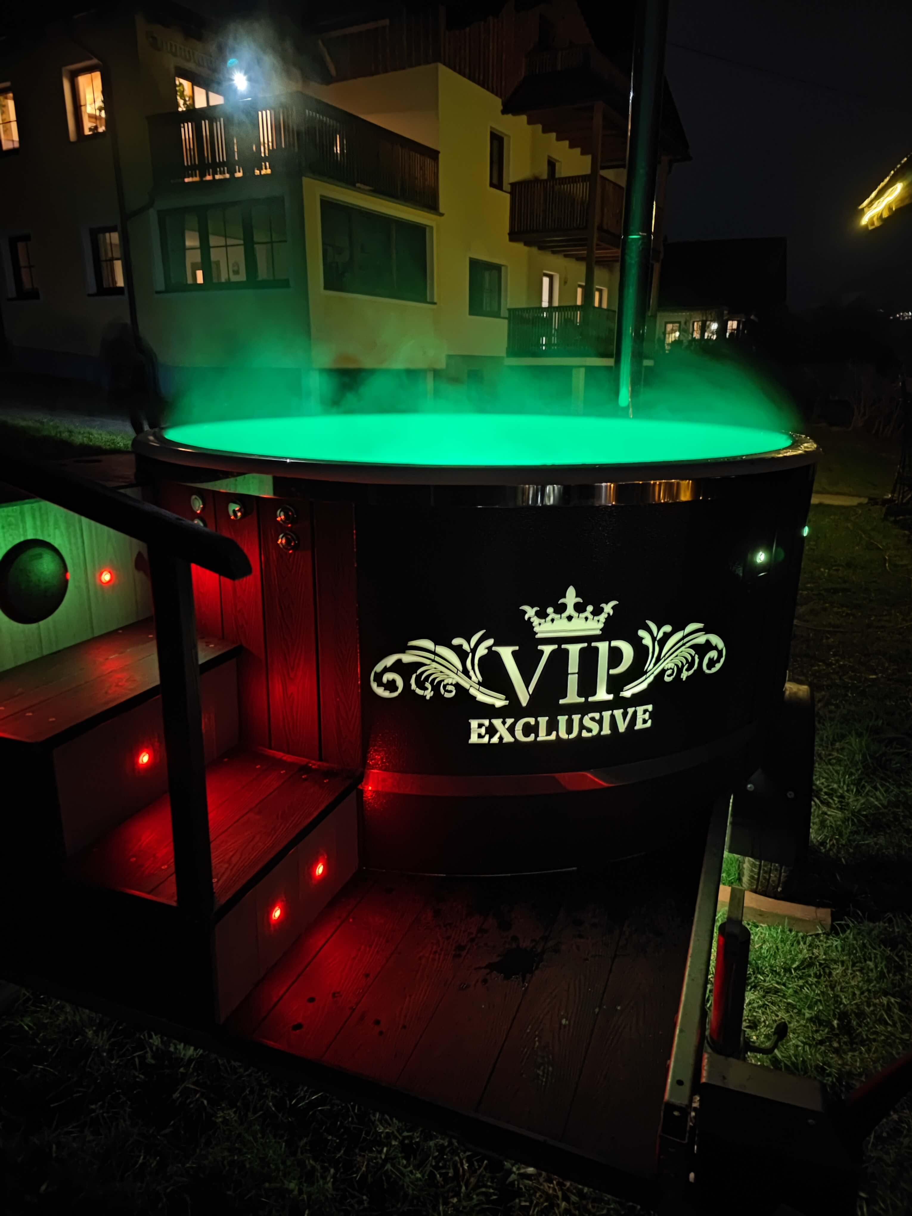 Hot Tub Whirlpool mobil zum mieten; Hottub - 072a43c5-1882-492b-a132-91c4a90ada89