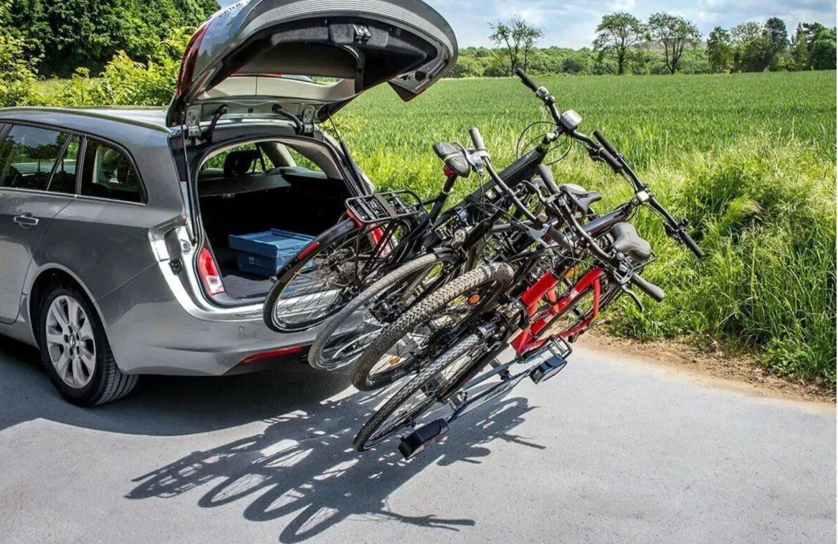 Bullwing Fahradträger 4 Räder zu verleihen