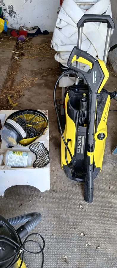 Kaercher K7 Hochdruckreiniger inkl Zubehoer (2 Duesen, Buerste, Pflasterbuerste), Betriebsanleitung