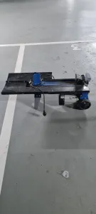 Holzspalter 4 Tonnen