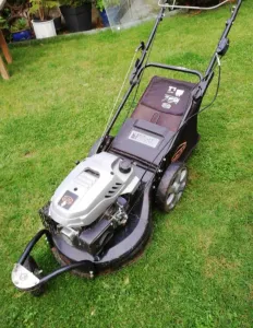 Rasenmäher zu vermieten
