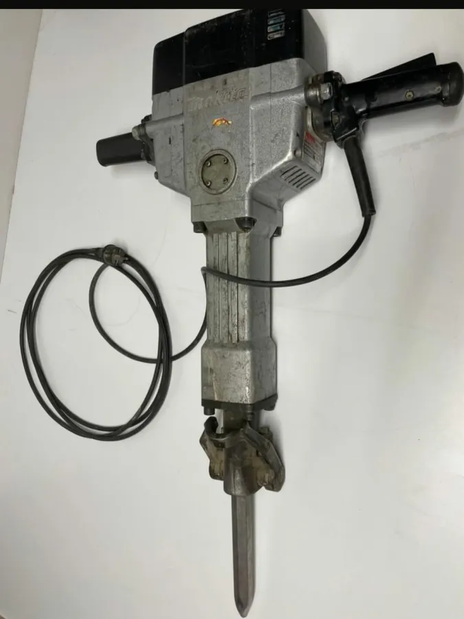 Stemmhammer Makita HM1800