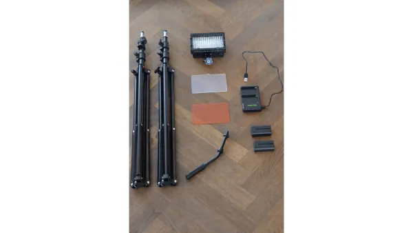 NEEWER CN-160 LED-Leuchten