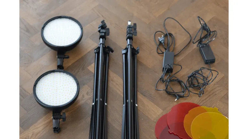 NEEWER 2-Pack NW48-2.4G LED Softbox Beleuchtungs-Kit mit Farbfiltern