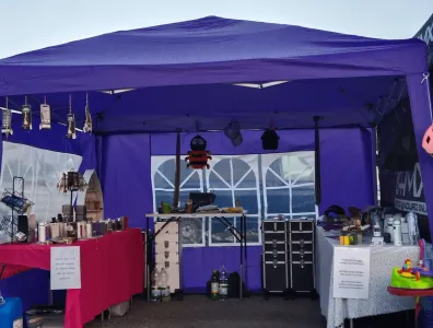 Partyzelt 3x3m mit Seitenteilen