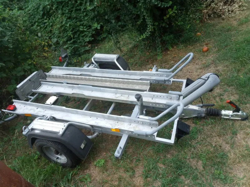 Motorrad Anhänger für 3 Motorräder
