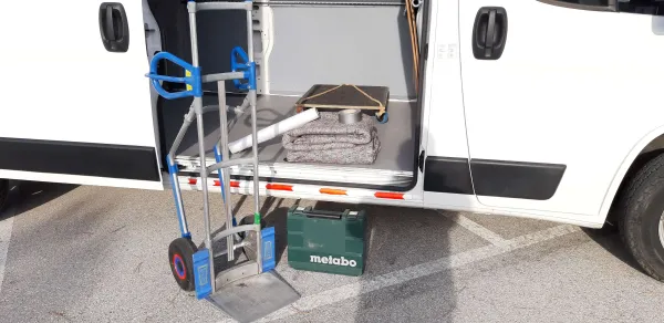 Lastentaxi Wien | Transporter mieten mit Fahrer ohne Zusatzkosten