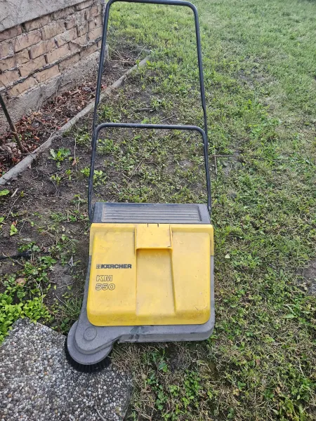 Kehrmaschine Kärcher