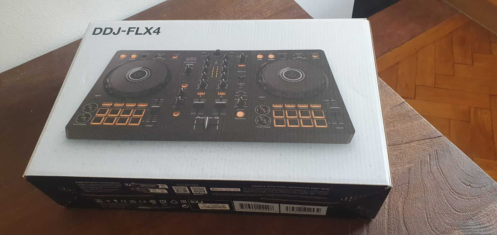 DJ Pult Pioneer DDJ FLX4 - 698e06b2-3c31-464c-a4bf-ef2c7bdd24de