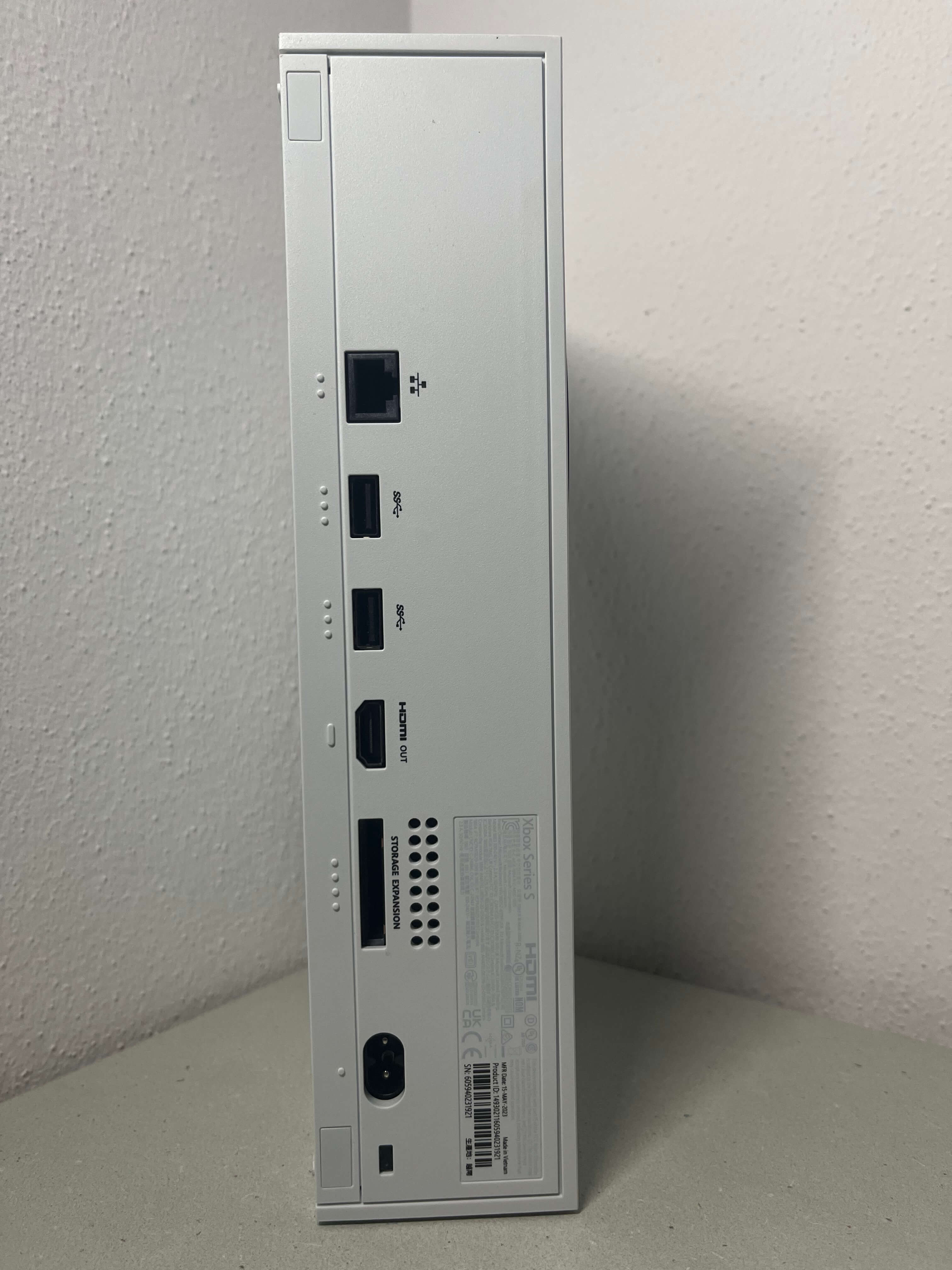 *Xbox series s* - 5dd848db-6238-4cd1-ae02-66d1052f10ef