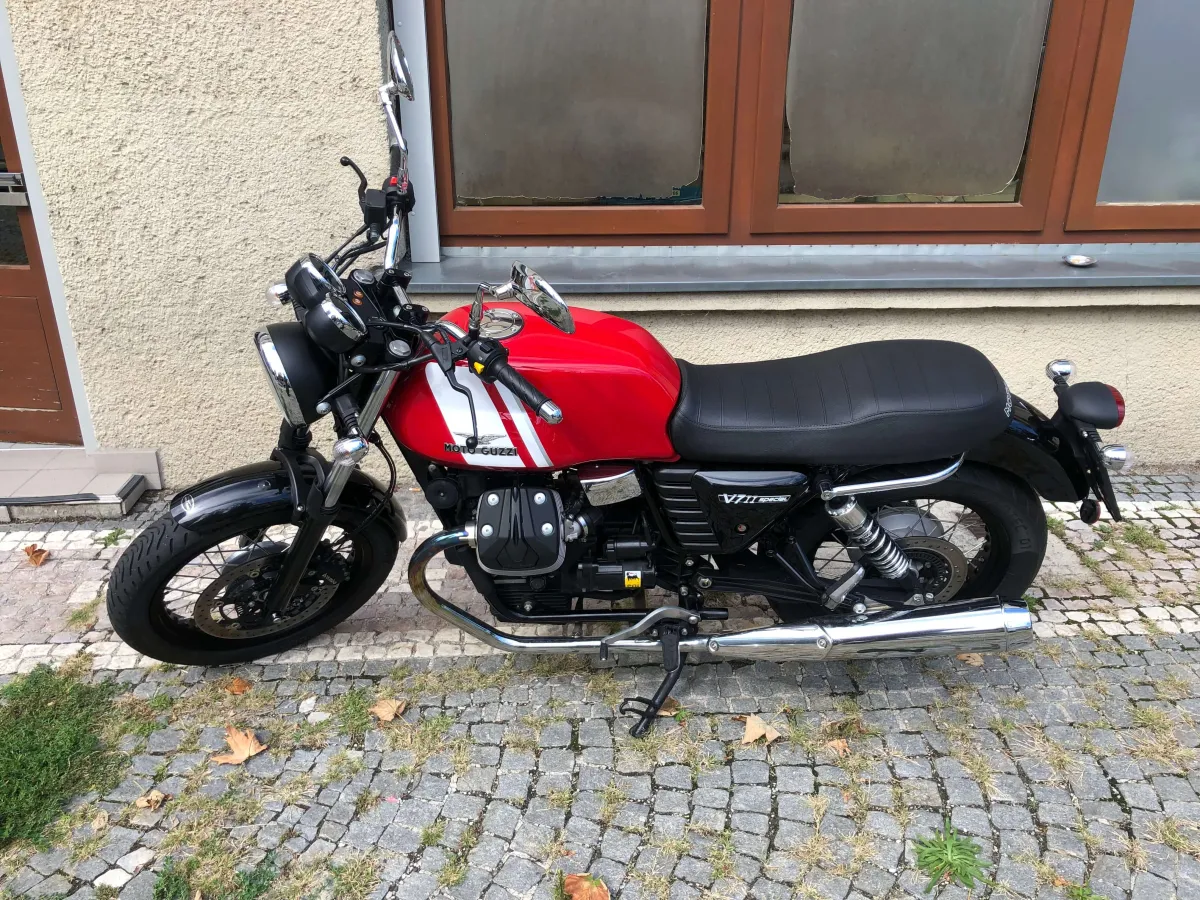 Moto Guzzi V7 Special