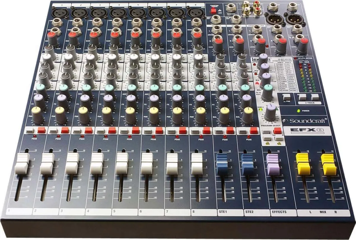 SOUNDCRAFT EFX-8 Mischpult