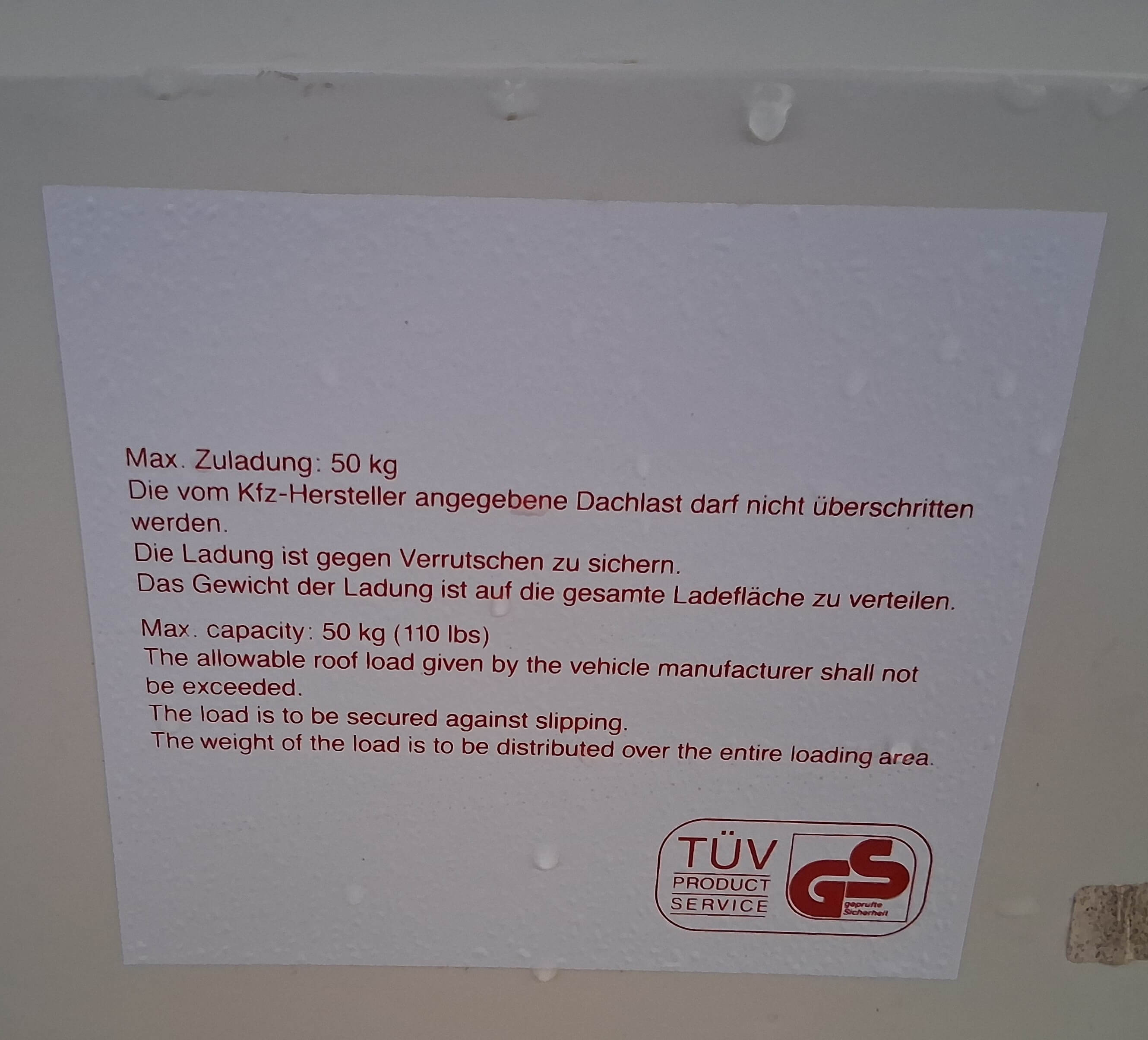 Auto Schi- Dachbox - 72273755-40b9-4a73-af84-e953bb516e27