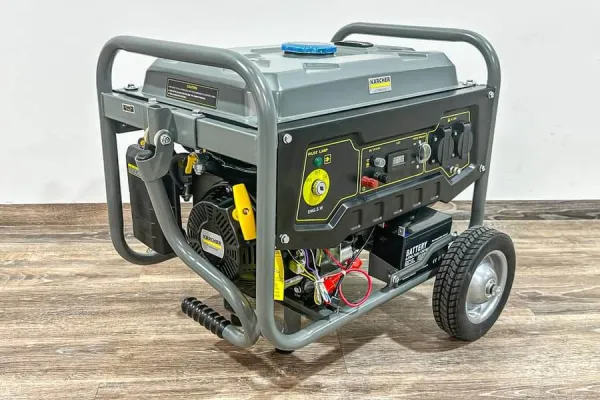 Kärcher Benzin-Stromgenerator 3 kW