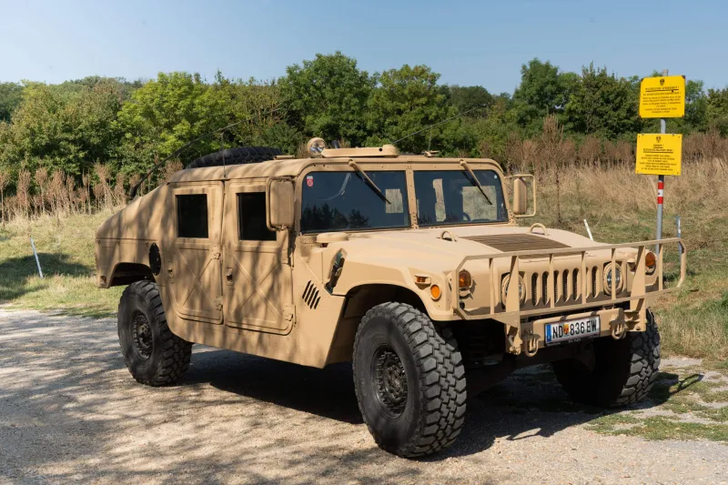 Humvee - Hummer