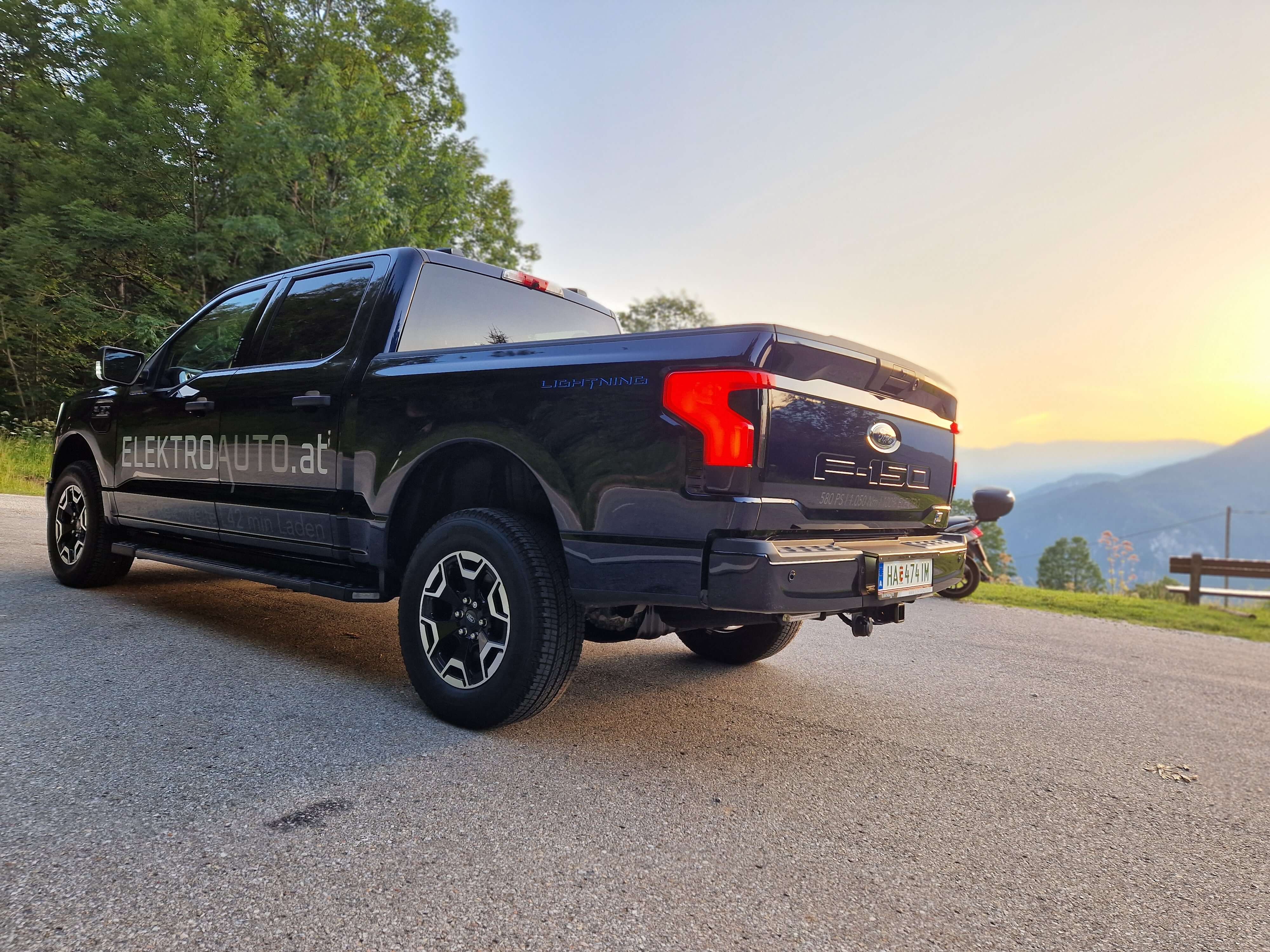 Ford F-150 Lightning XLT 98kWh 337kW/458PS. flexibler Laufzeit OHNE Kilometerlimit! ab 730 netto - da9c48ef-9a1c-489f-9b69-4a193a890fdc