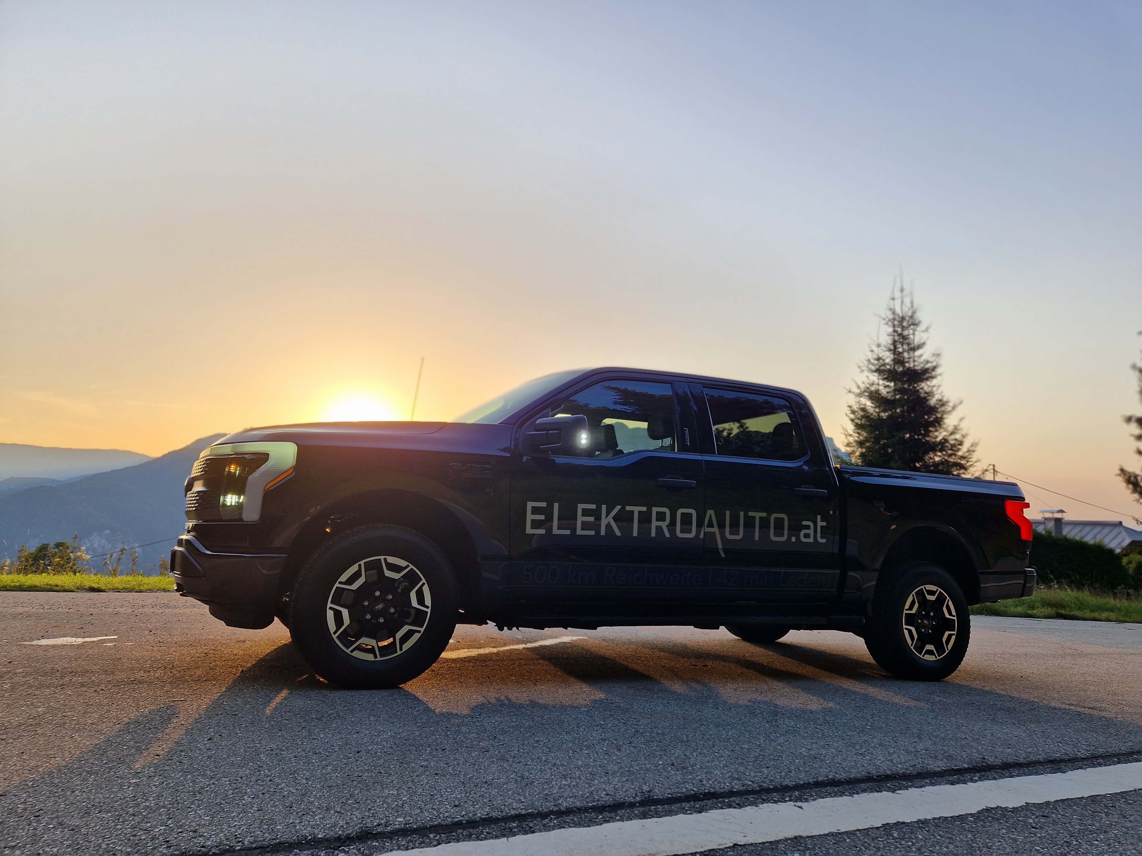 Ford F-150 Lightning XLT 98kWh 337kW/458PS. flexibler Laufzeit OHNE Kilometerlimit! ab 730 netto - a7dfc3fb-b63a-48a4-84bf-b2c5053d1bda