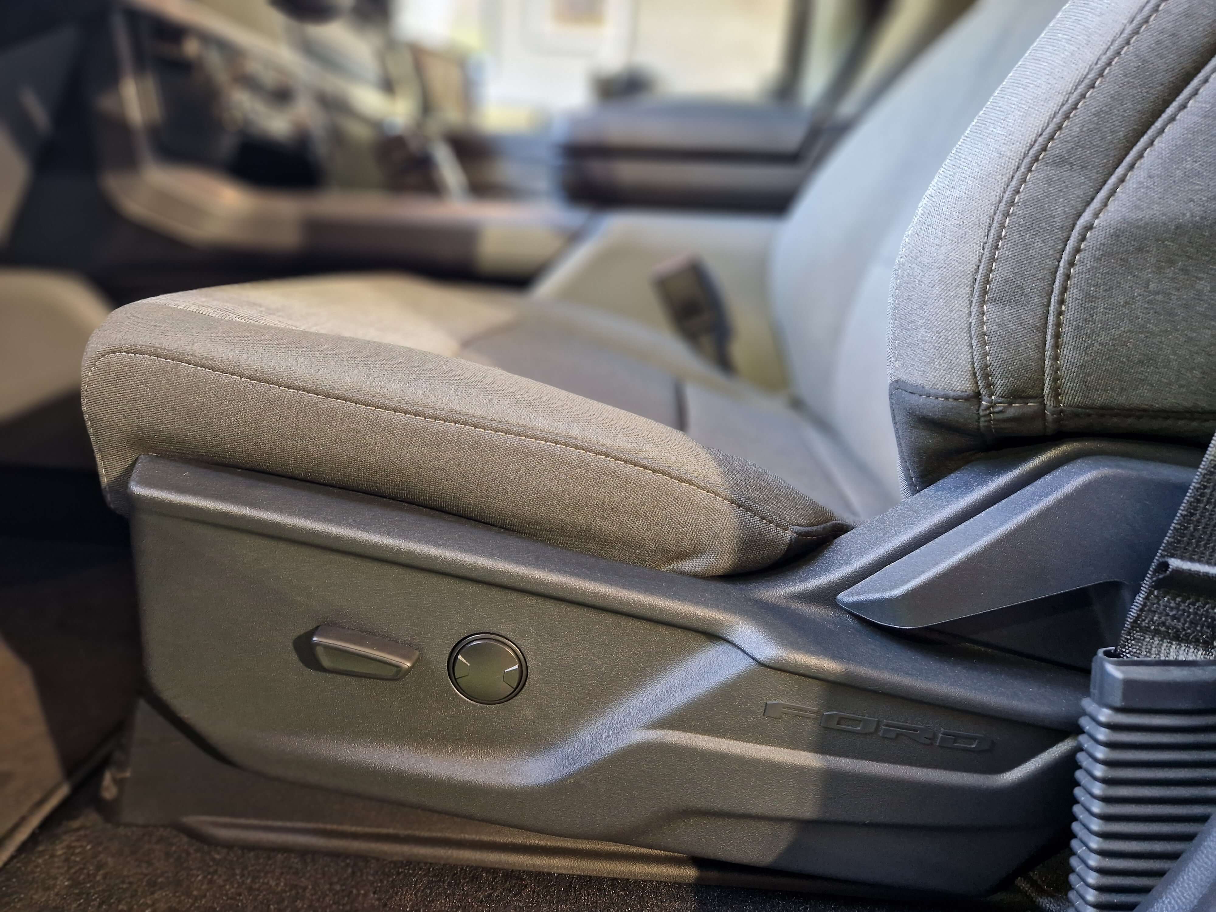 Ford F-150 Lightning XLT 98kWh 337kW/458PS. flexibler Laufzeit OHNE Kilometerlimit! ab 730 netto - 6c5e30d5-8e8b-4fb0-b895-45b19516bd06