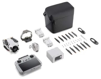 DJI Mini 4 Pro FlyMore Combo