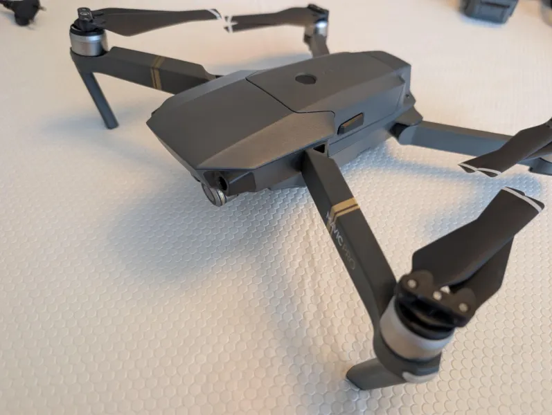 DJI Mavic Pro FlyMore Combo