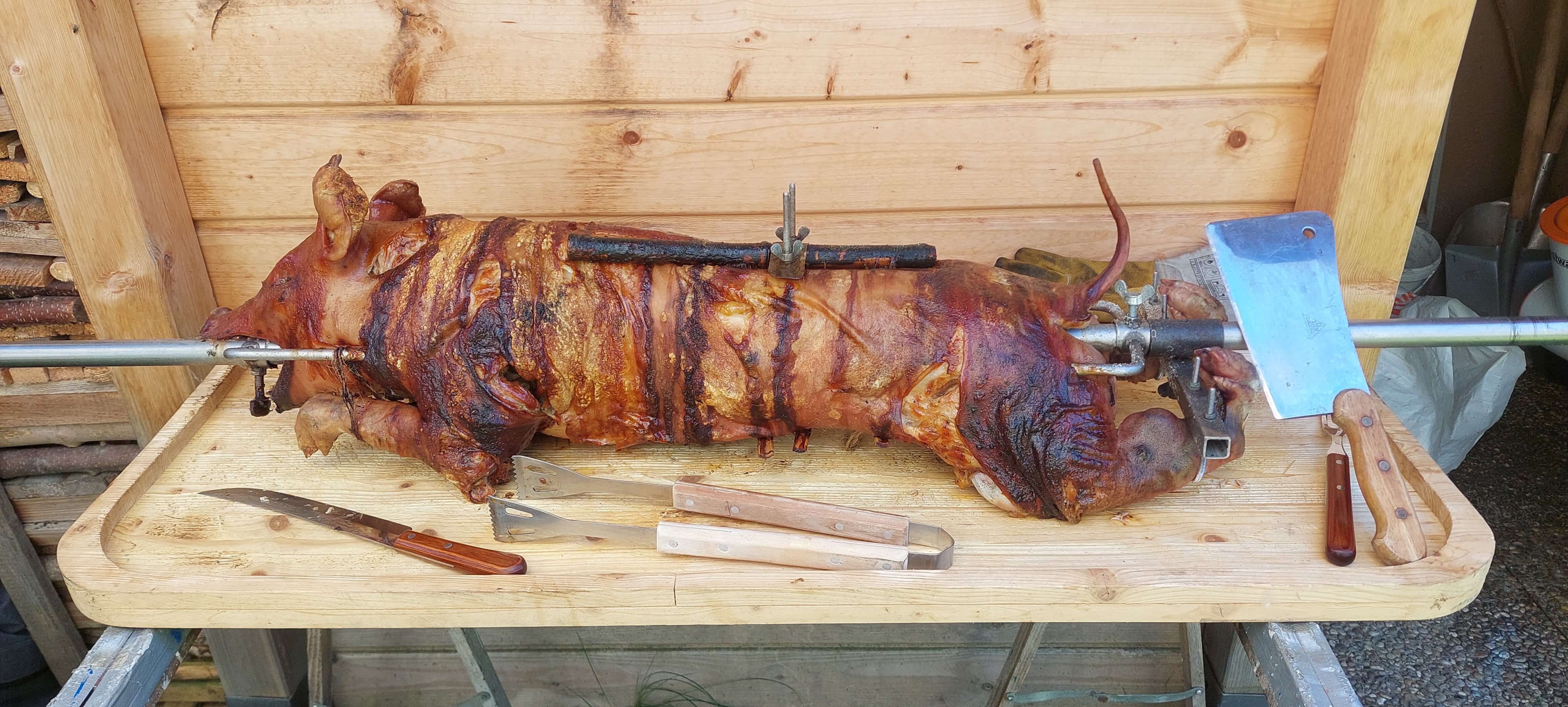 Spanferkelgrill - 5a89f592-a41b-49cd-b2c5-6102e27817f7