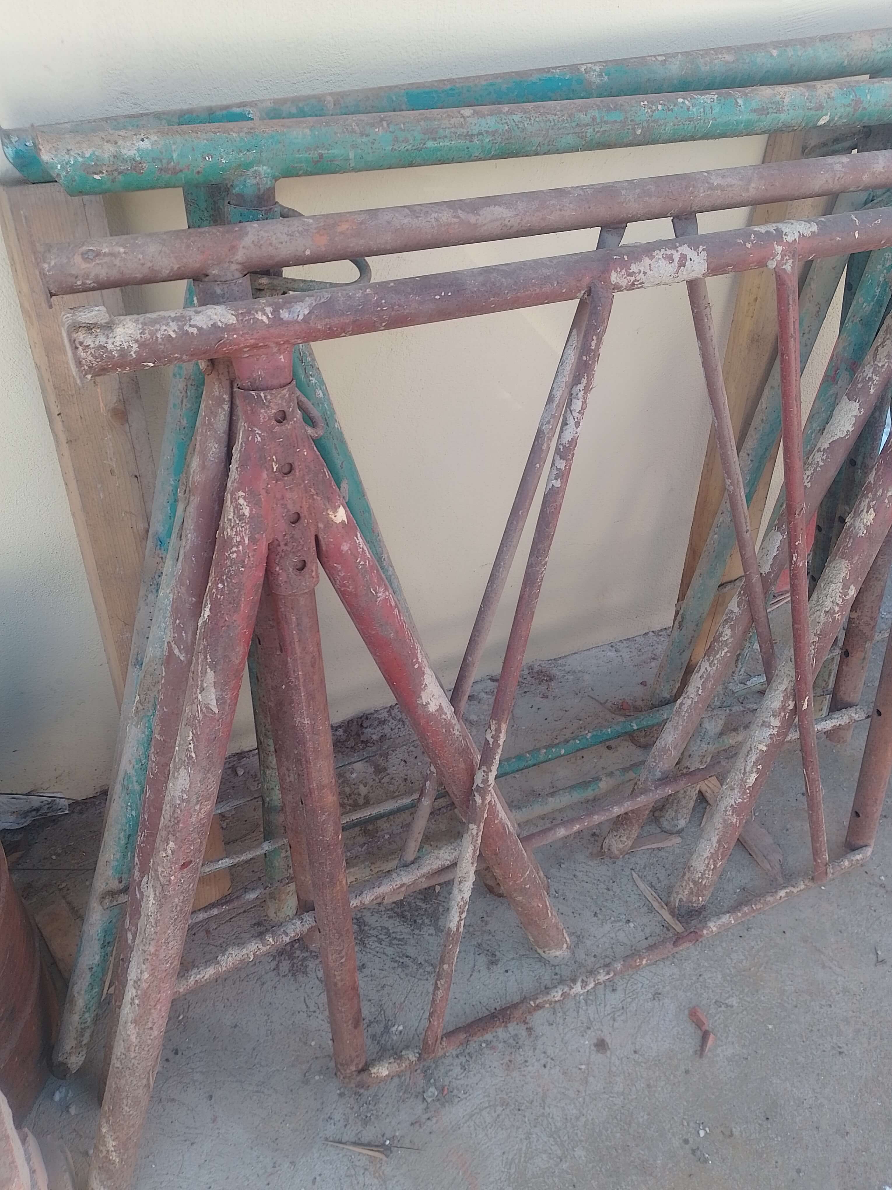 Gerüst Schragen Gerüst Böcke - 3d025641-a618-4f5a-be49-f3fa544f8945