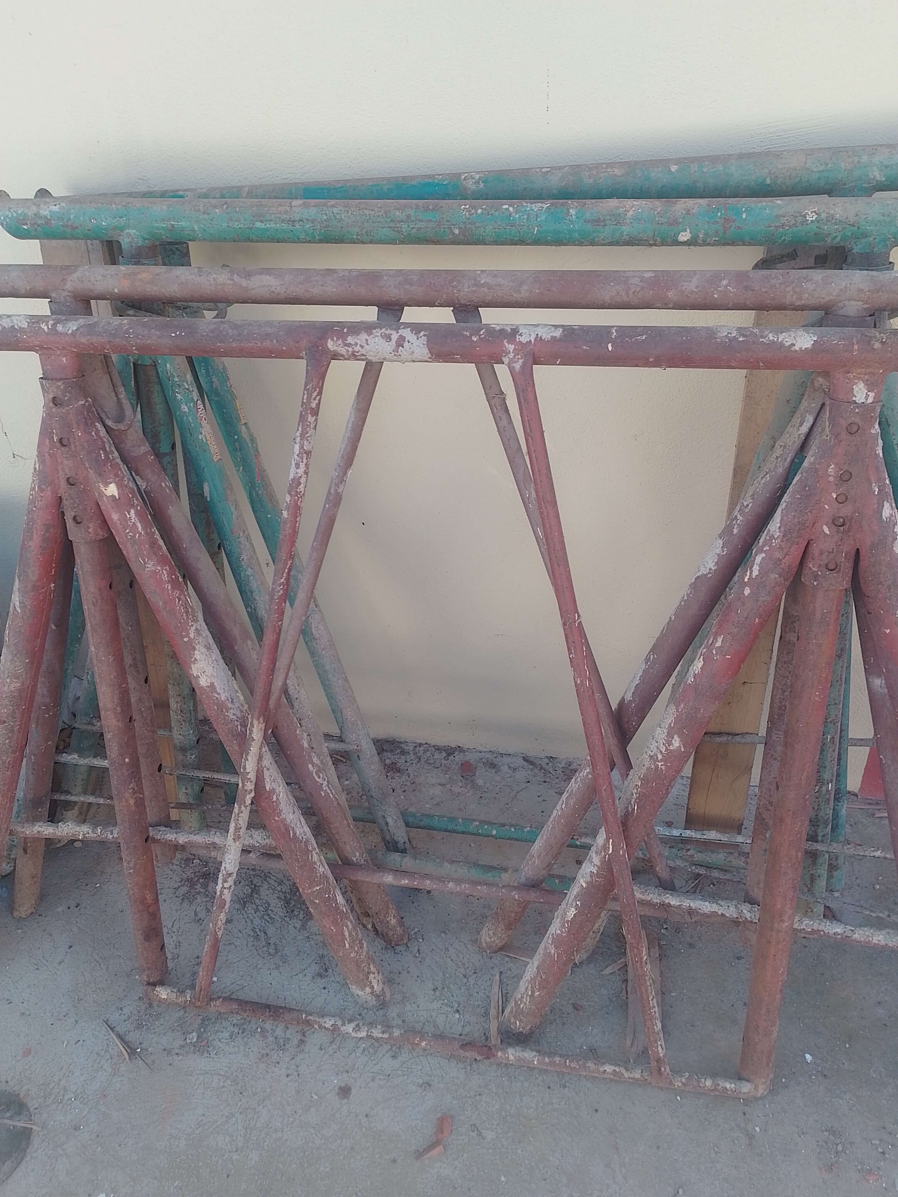 Gerüst Schragen Gerüst Böcke - 10d83048-d3b9-44e6-bc25-7254a56fe142