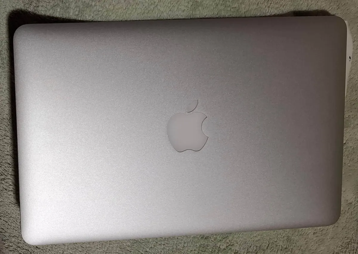 Mac laptop zu vermieten