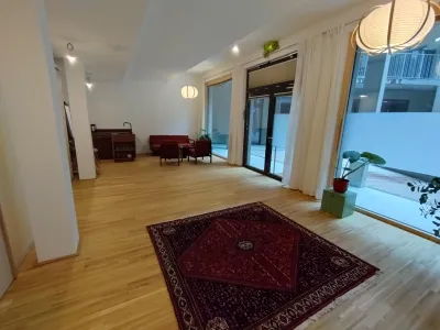 heller, gemütlicher Seminarraum / Gruppenraum (45m²)