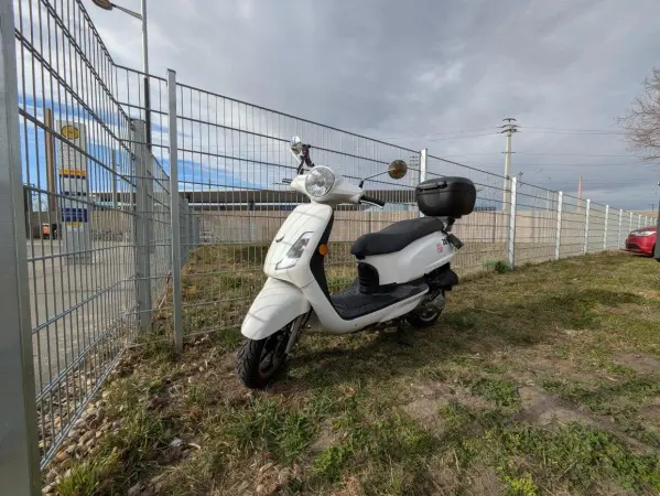 Sym Fiddle 2 Moped Roller Scooter Motorrad
