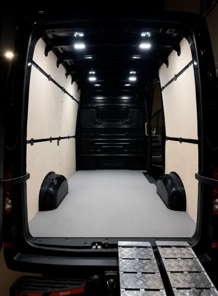 Transporter mieten VW Crafter L3H3 Automatik