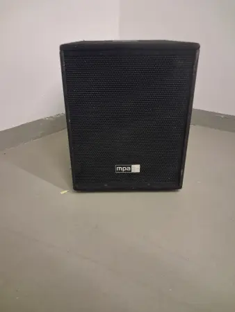 Kompaktes Bass-Soundset mieten / Subwoofer + Aktivbox & Distanzstange