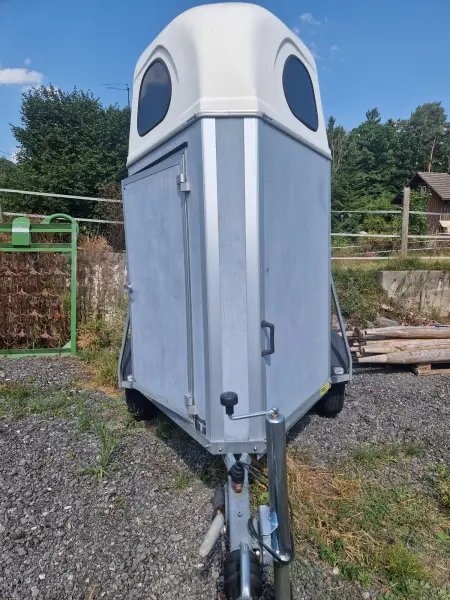Einzel Pferdeanhänger
