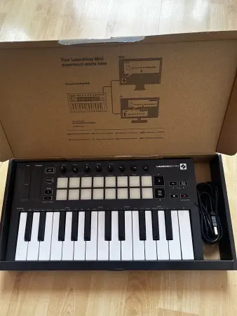 Novation Launchkey Mini MK3