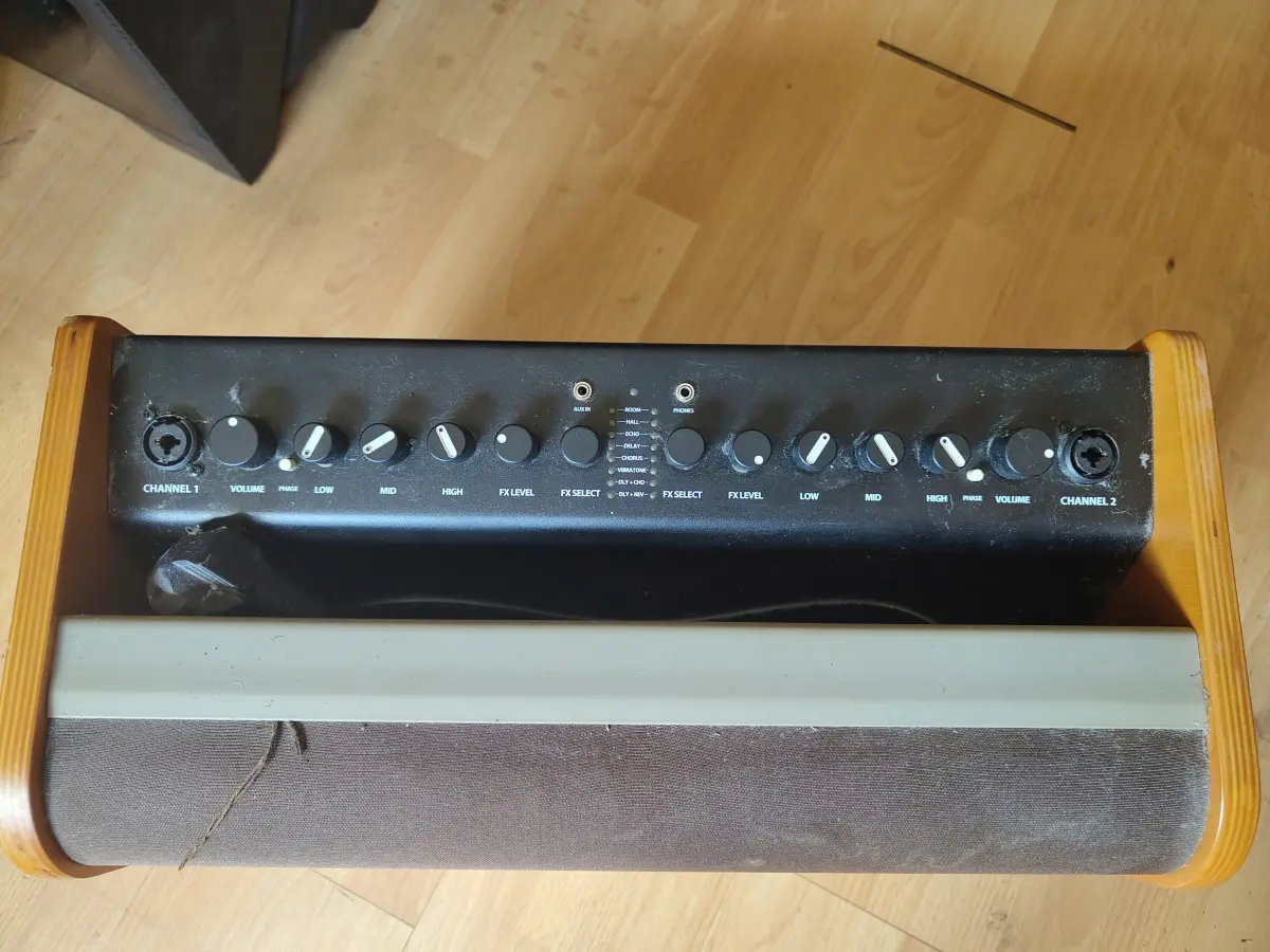 Fender Akustikgitarrenverstärker 