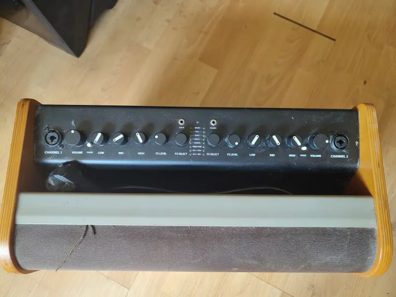 Fender Akustikgitarrenverstärker 