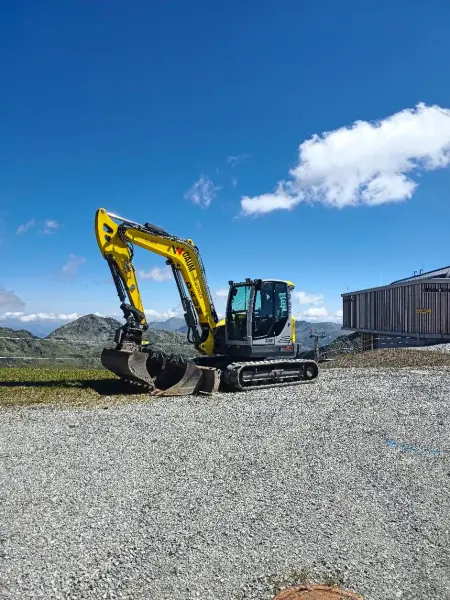 Bagger 8,5t