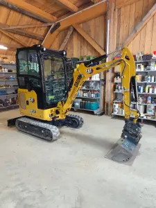Bagger 2t Verstellfahrwerk