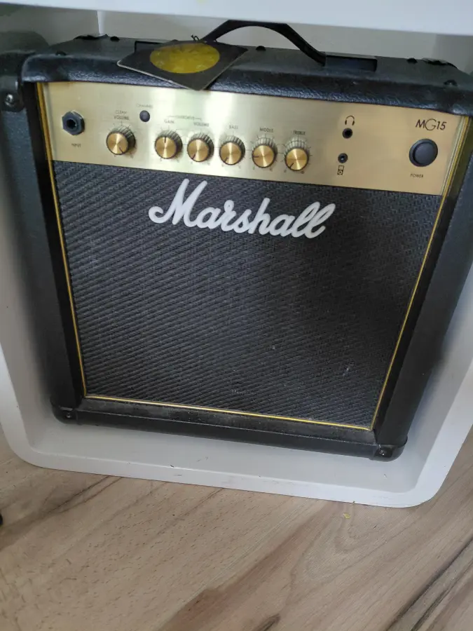 Marshall MG15 Gitarrenverstärker