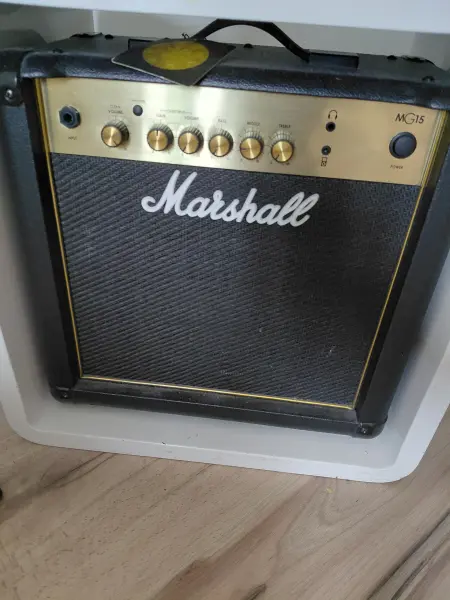 Marshall MG15 Gitarrenverstärker